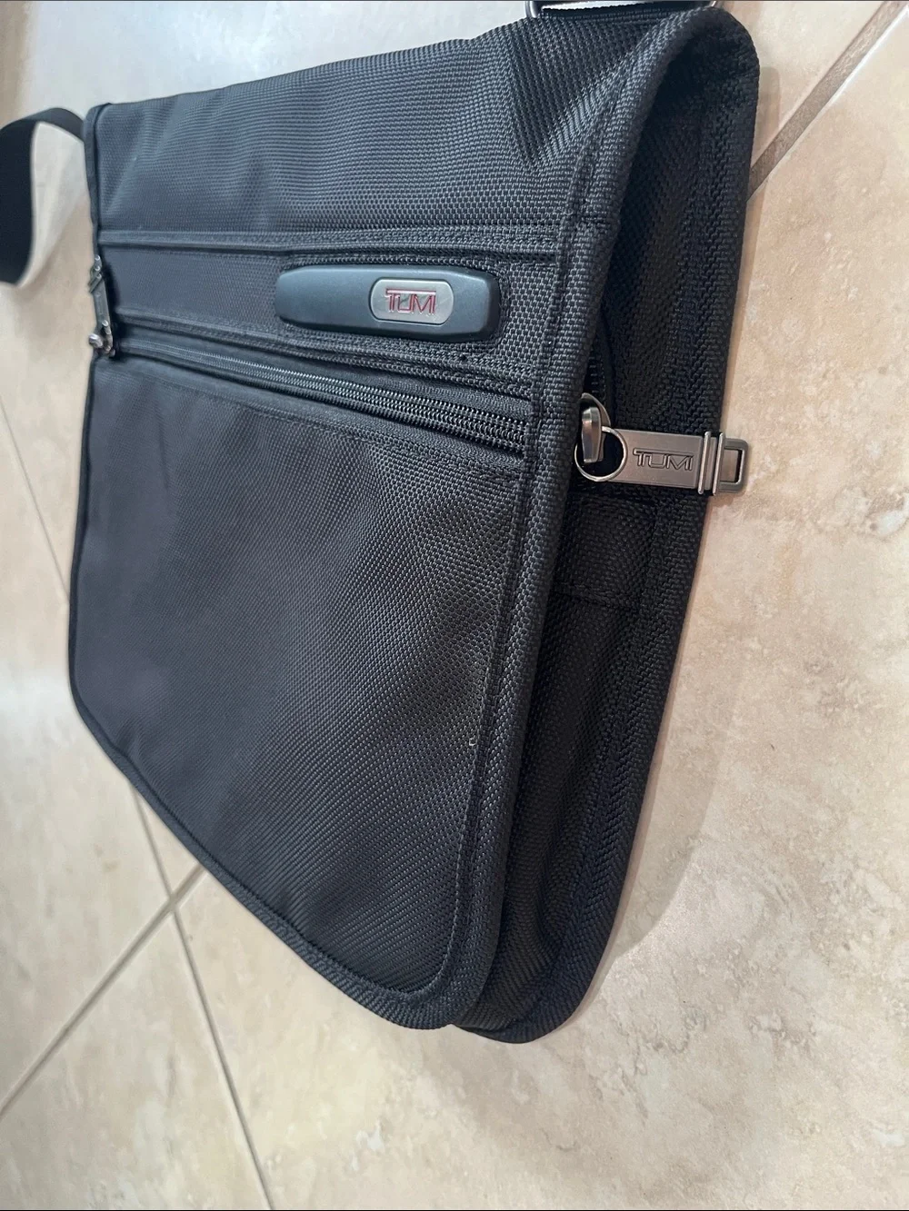 Tumi Black Nylon Crossbody Messenger/Travel Bag size 12x10 inches